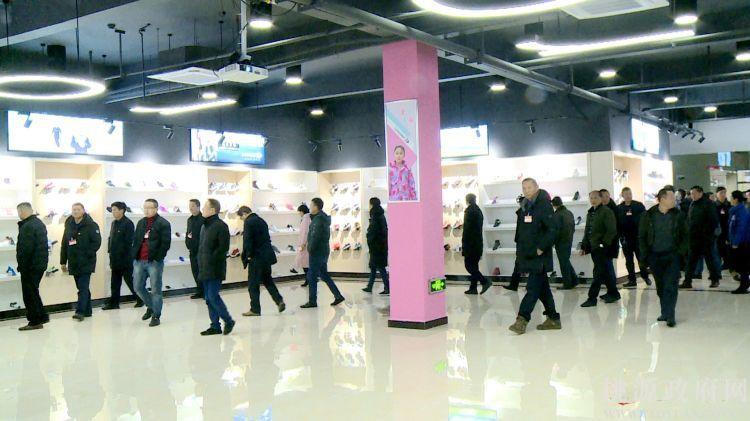 9fbdd01661314d54a9f0e586cbb7b321.jpg 9fbdd01661314d54a9f0e586cbb7b321.jpg