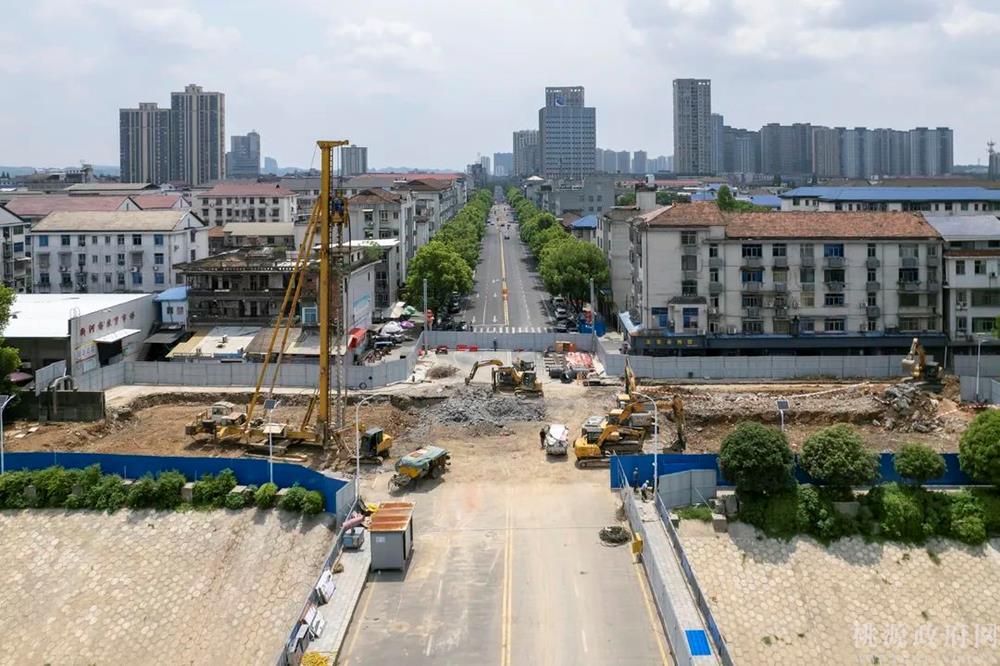 e5a2e4d8bede40be8724284116686722.jpg e5a2e4d8bede40be8724284116686722.jpg