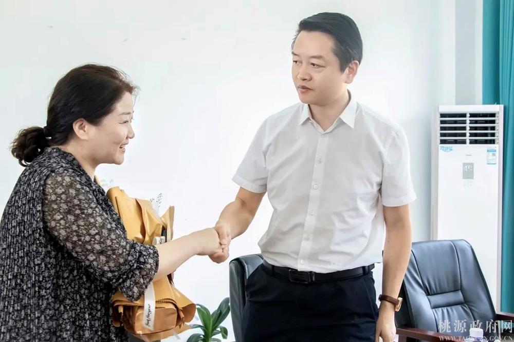 706f7d71b91e47d89636ef71d04c2e5f.jpg 706f7d71b91e47d89636ef71d04c2e5f.jpg