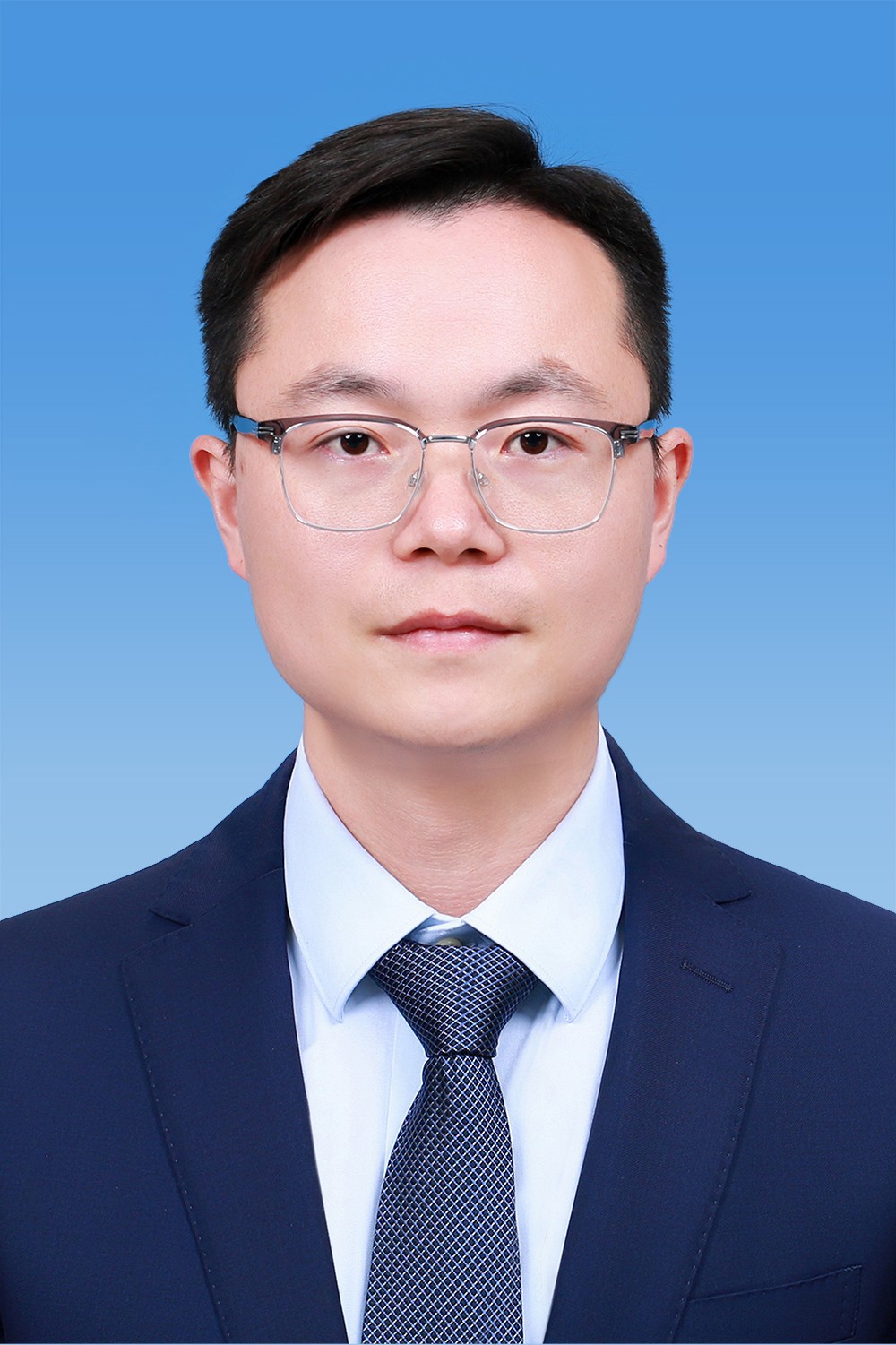 彭　钦