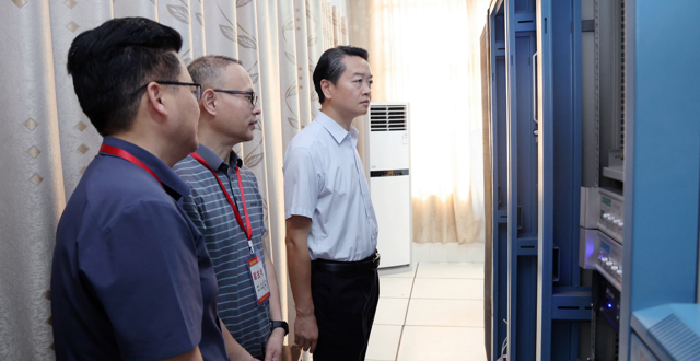 以万全准备确保万无一失——县几大家领导及县委教育工作领导小组检查高考安全及考生食宿地