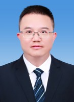 江　毅