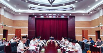 江毅主持召开县政府2026年度第5次常务会议