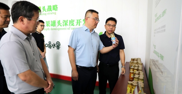 江毅带队督导检查食品安全和安全生产工作